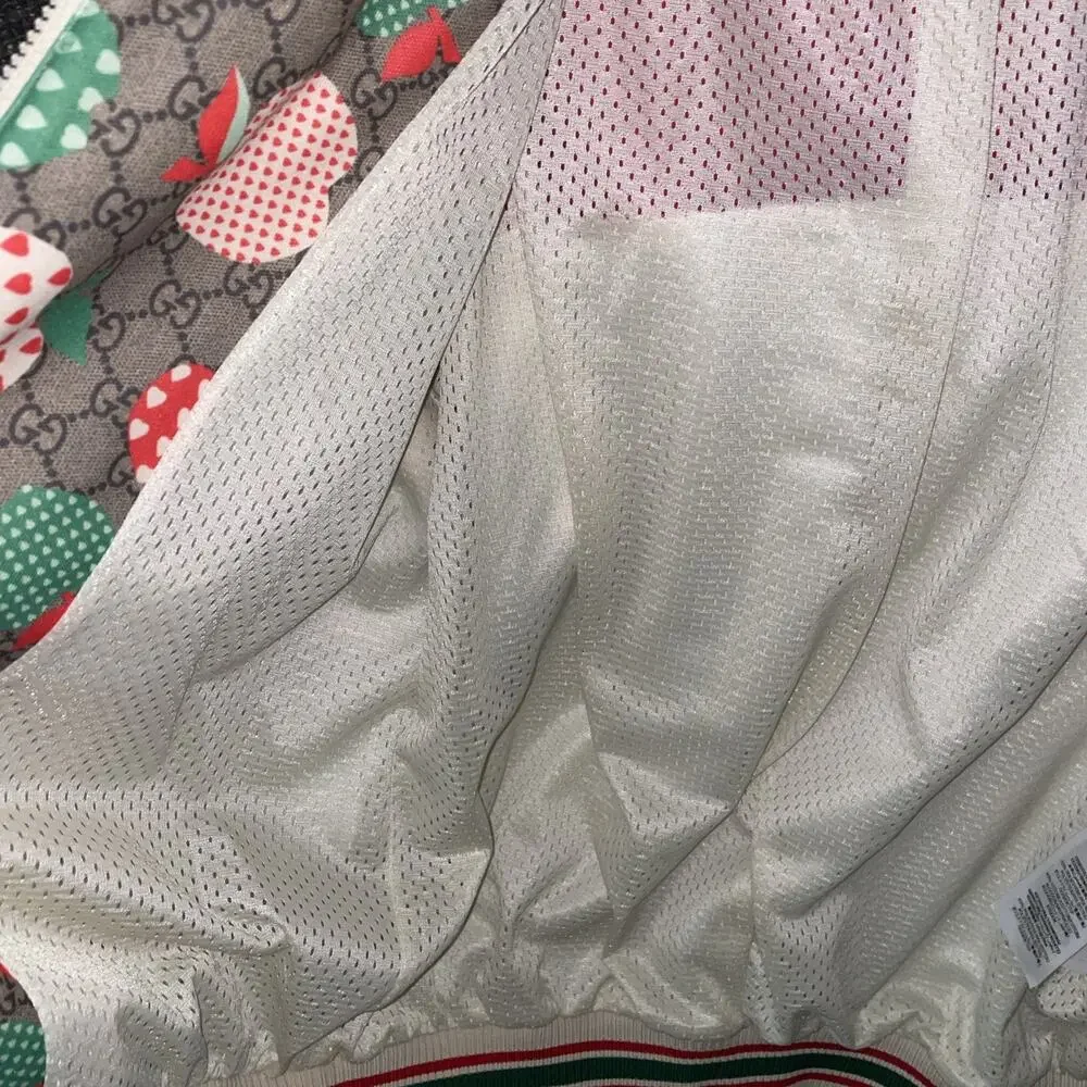 Gucci Jacket Apples And Hearts Zip Up Jacket EUC! Men’s Size Large!